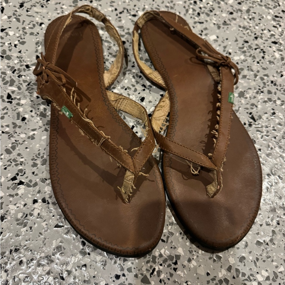 Sanuk Brown Women's Sandals